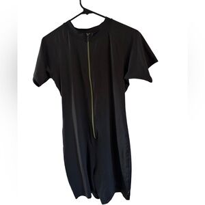TomboyX Black Zipper Swim Romper Large Unisex Unisuit 6” Inseam